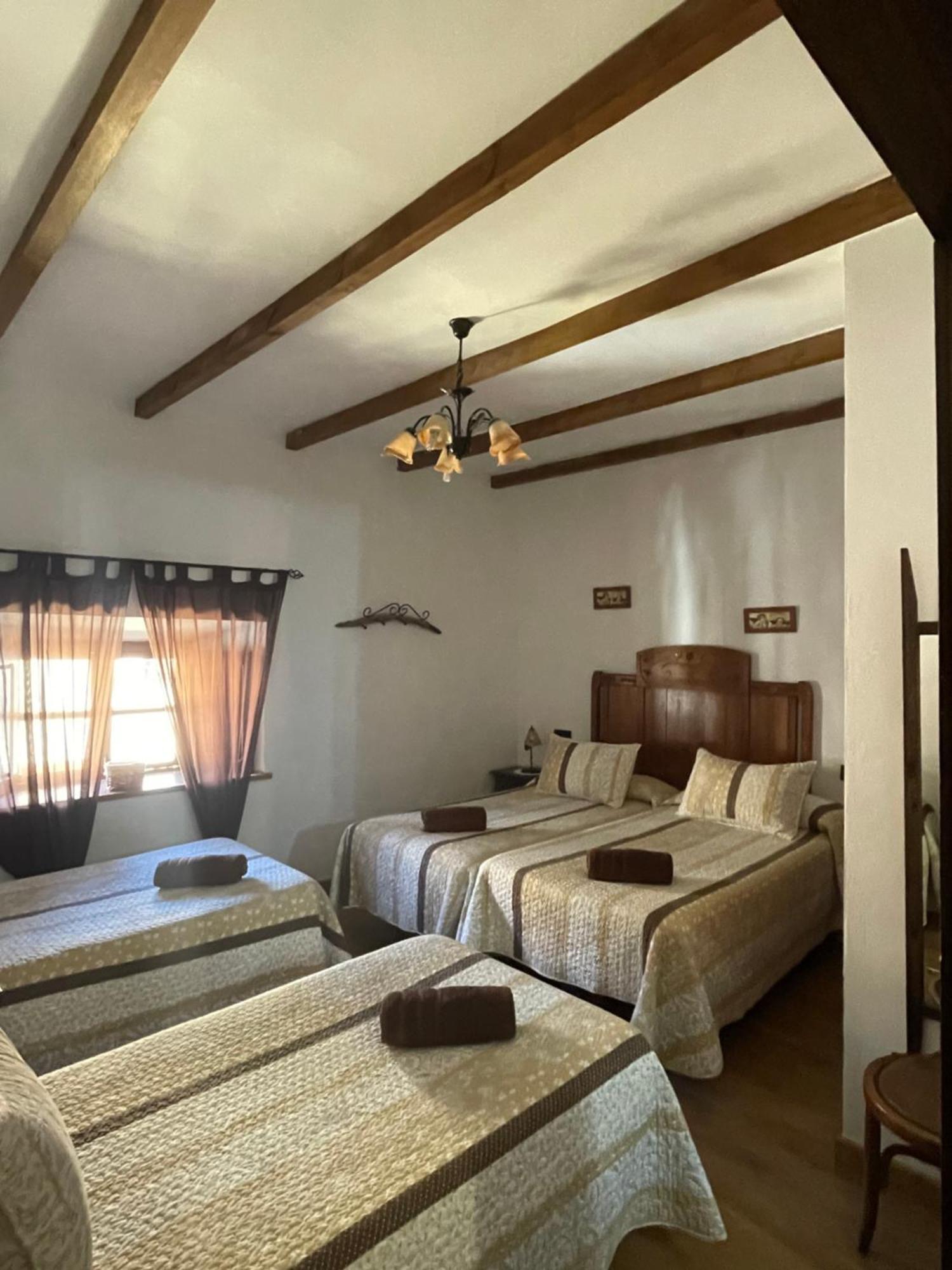 La Magnolia Hotell La Puerta de Segura Eksteriør bilde